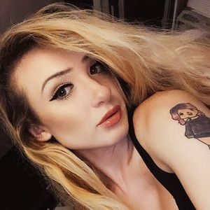 Meet your Posher, Karlee